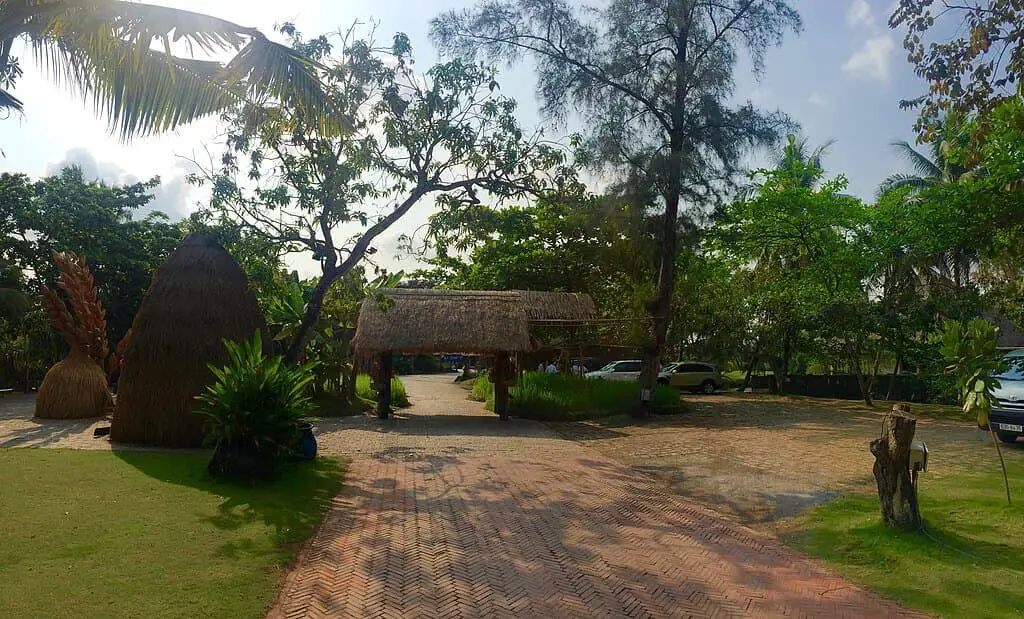 Binh Thanh District with its scenic riverside views and modern high-rise buildings